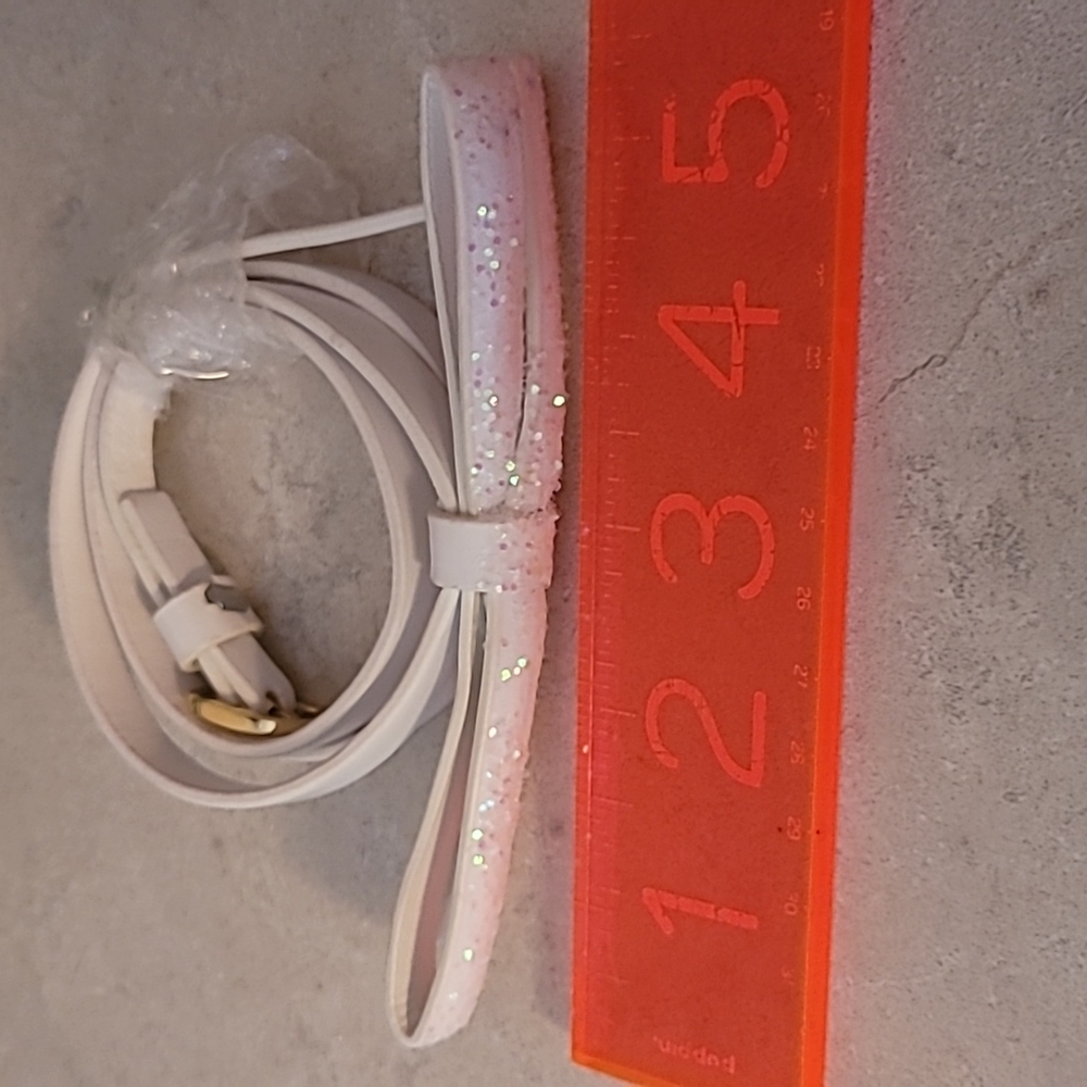 Free with any bundle! Lilly Pulitzer white patent leather belt with bow - Picture 11 of 11